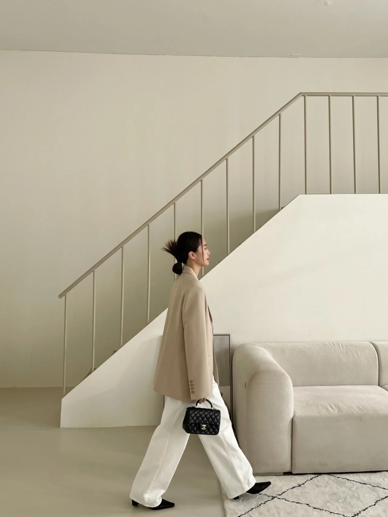 89A7D919-B932-497B-AA84-61504A20B02A