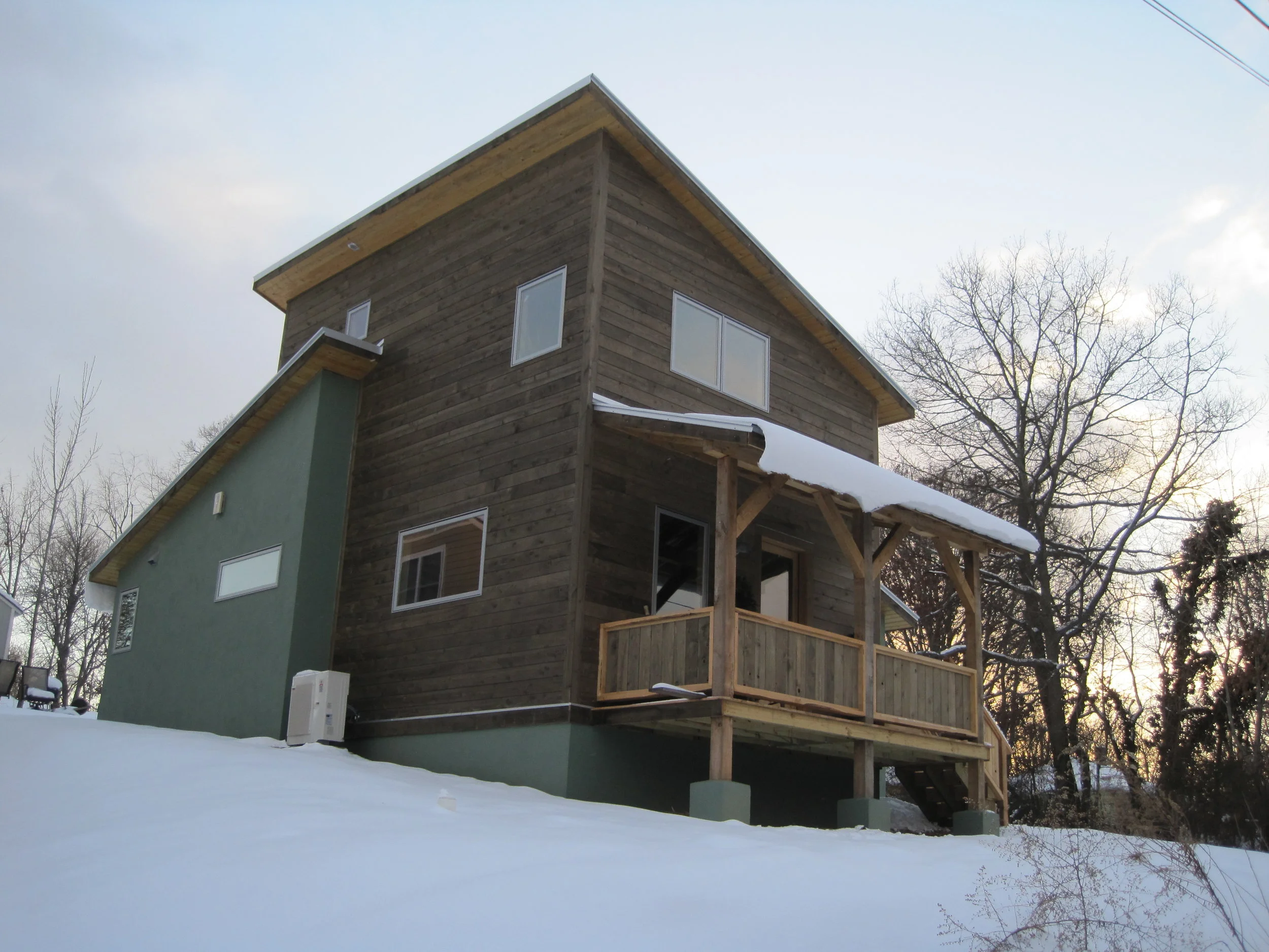  One of five collaborations between studio beili and Greg McGuffey of Earthtone Builders, this combination of monopitch roof forms was designed as Greg’s personal home.  