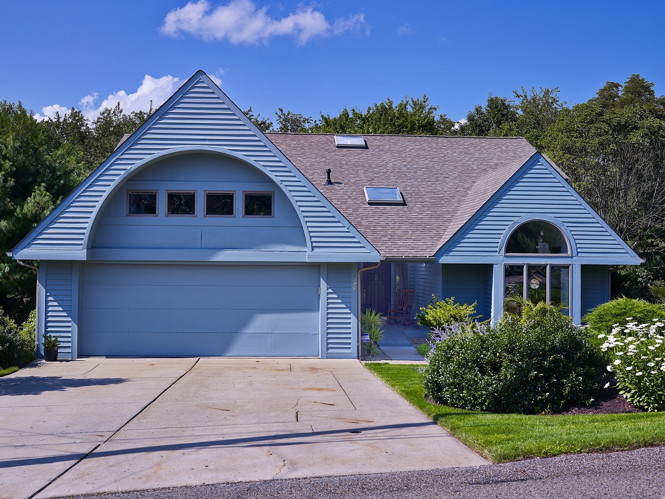 Exterior - Front House View.jpg