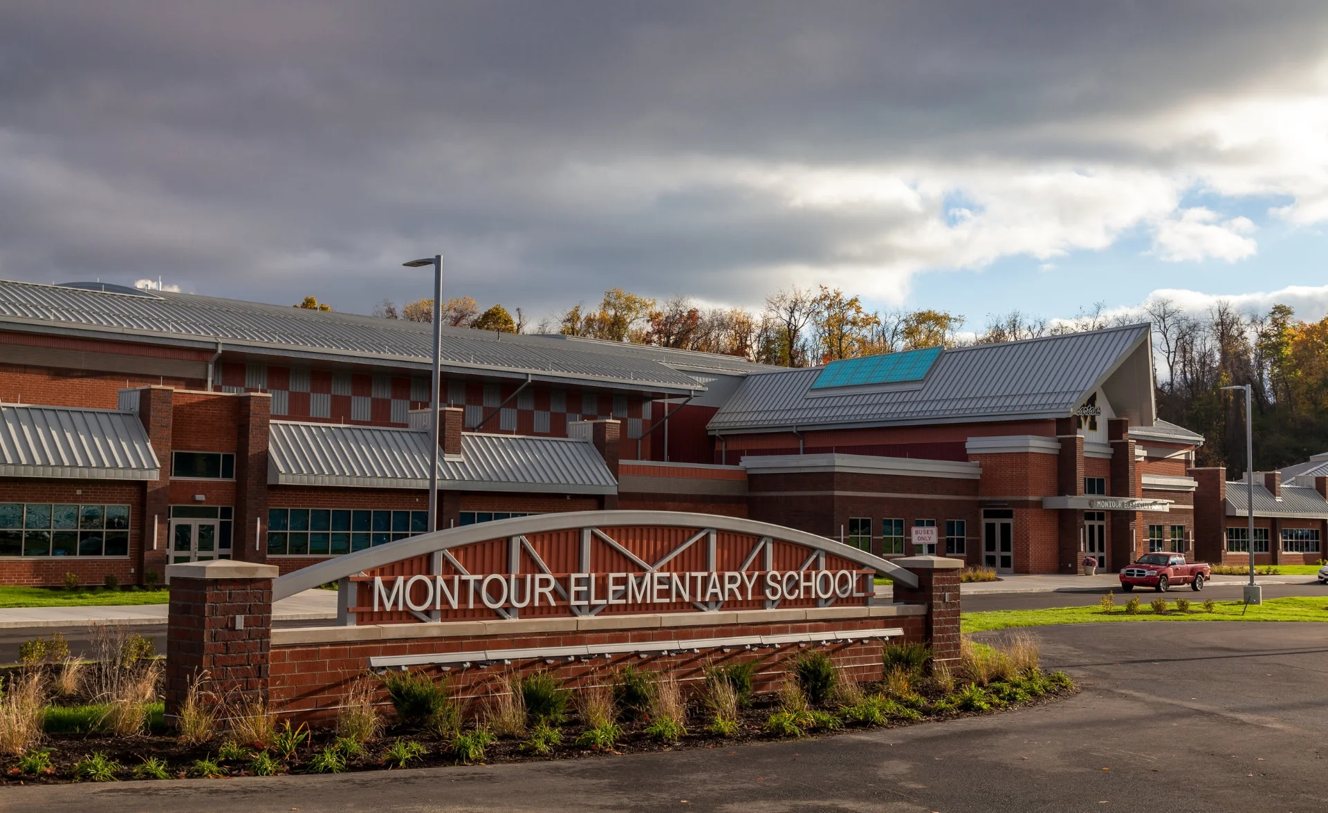 Montour ES Index — Architectural Innovations