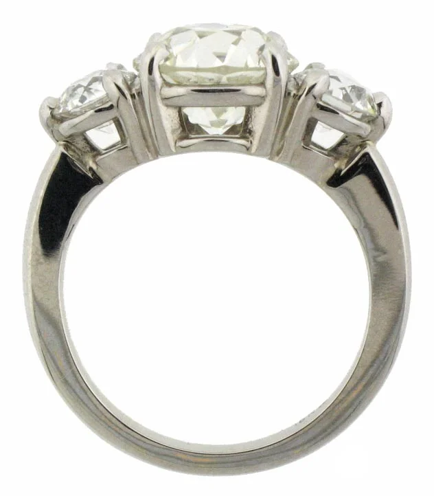 4.09ct-total-weight-diamond-ring.jpg