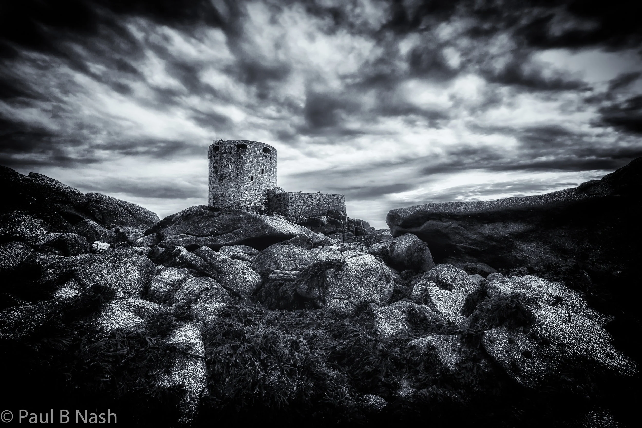 Cromwell castle for website from below copyright.jpg
