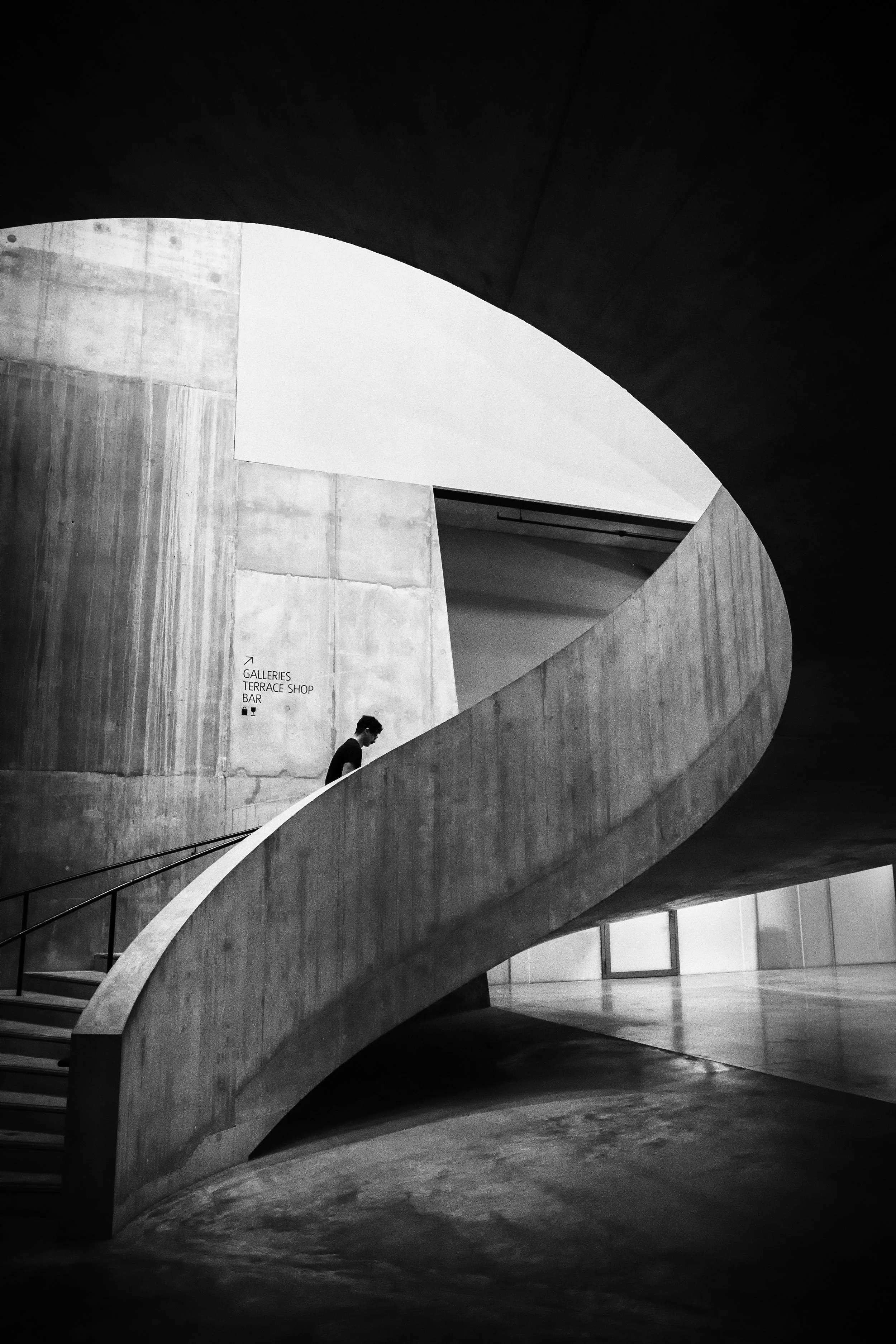 Man on the stairs tate modern_.jpg