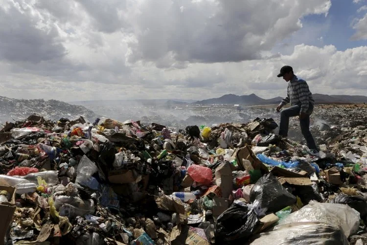 Photo above from http://www.techinsider.io/bolivian-student-makes-wall-e-from-trash-2015-12