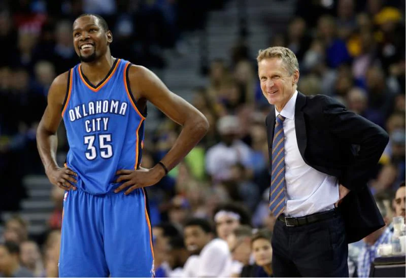 Kevin Durant Joins the Warriors for "Basketball Reasons"