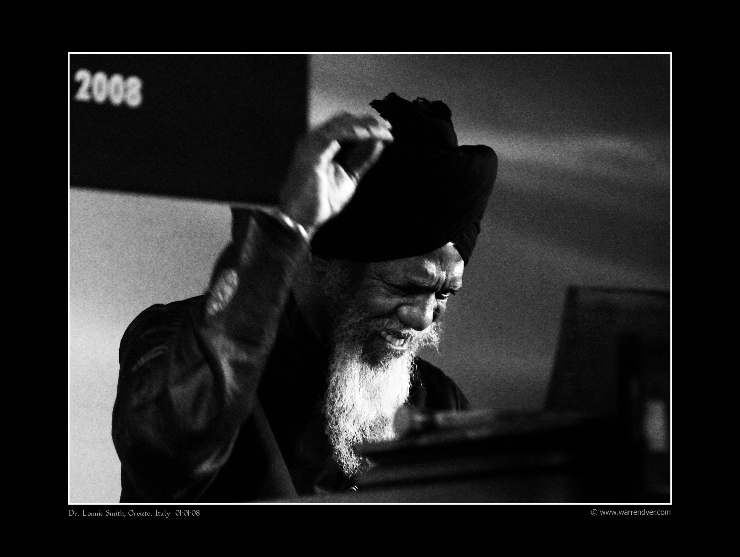 DSC_0558bw.jpg