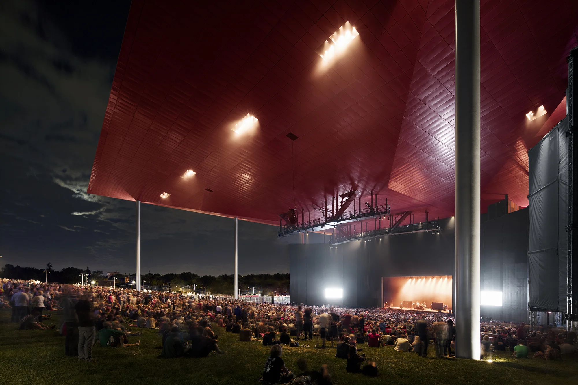 Entracte au spectacle de ZZ Top le 21 août 2015. Crédit photo © Adrien Williams