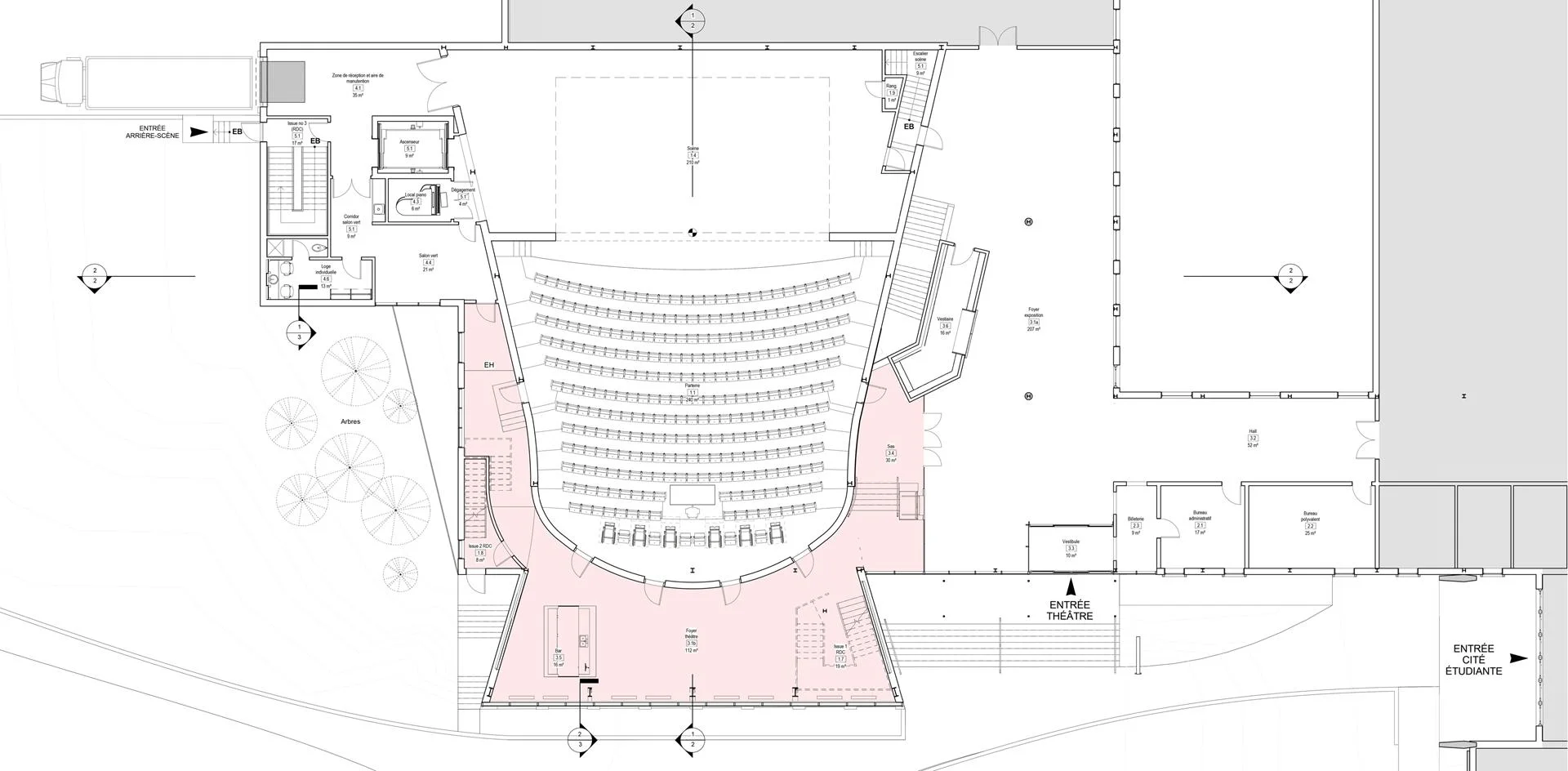 Plan du rez-de-chaussée avec le nouvel espace de circulation autour de la salle en rose
