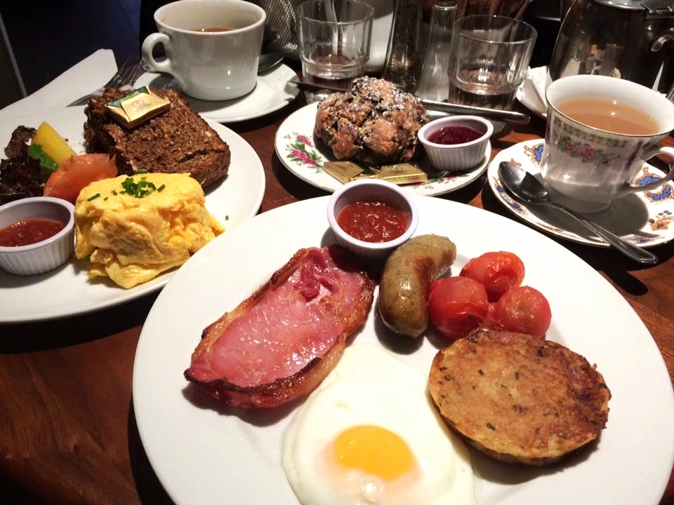 complete Irish breakfast. how we had room for lunch and dinner, i still don't know 