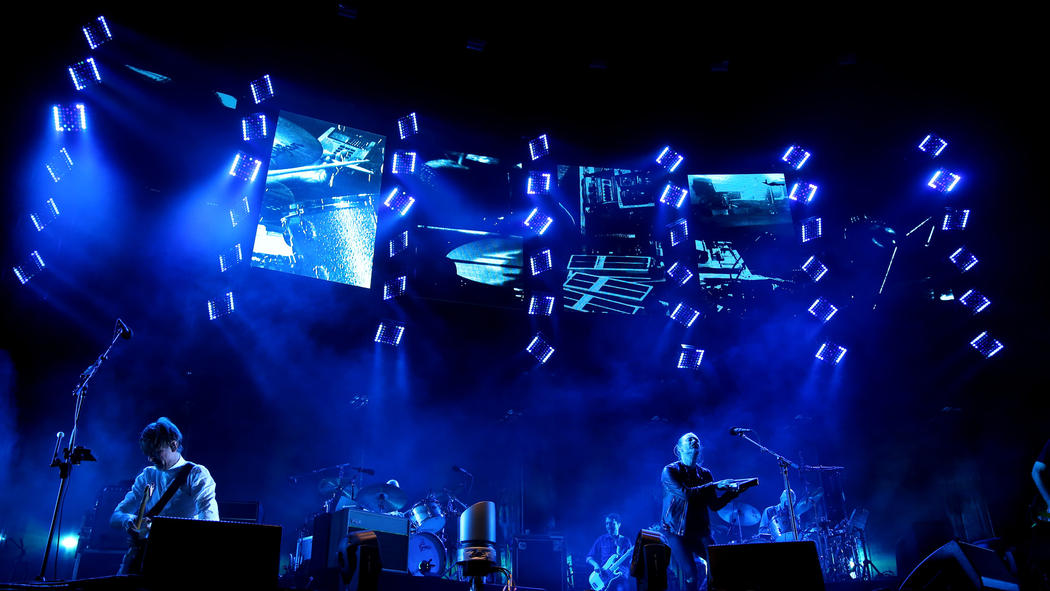 Radiohead at Lollapalooza 2016. Image via Chicago Tribune . 