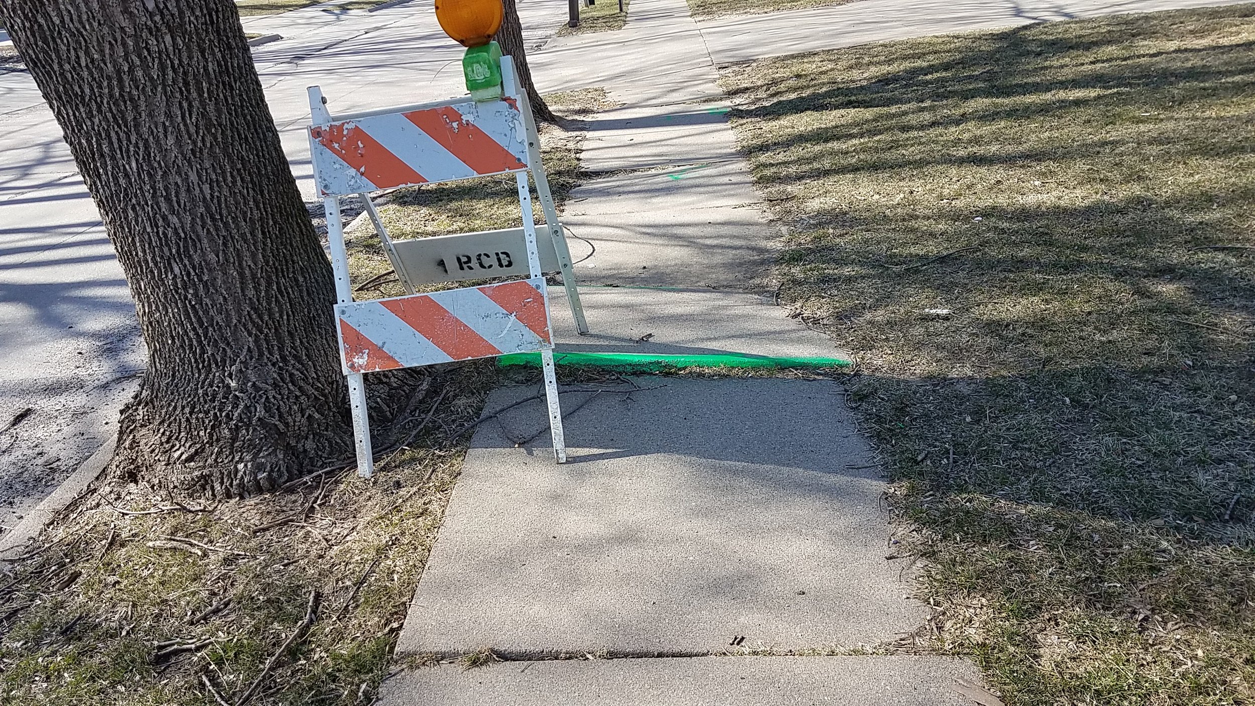 concrete-sidewalk-replacement.jpg