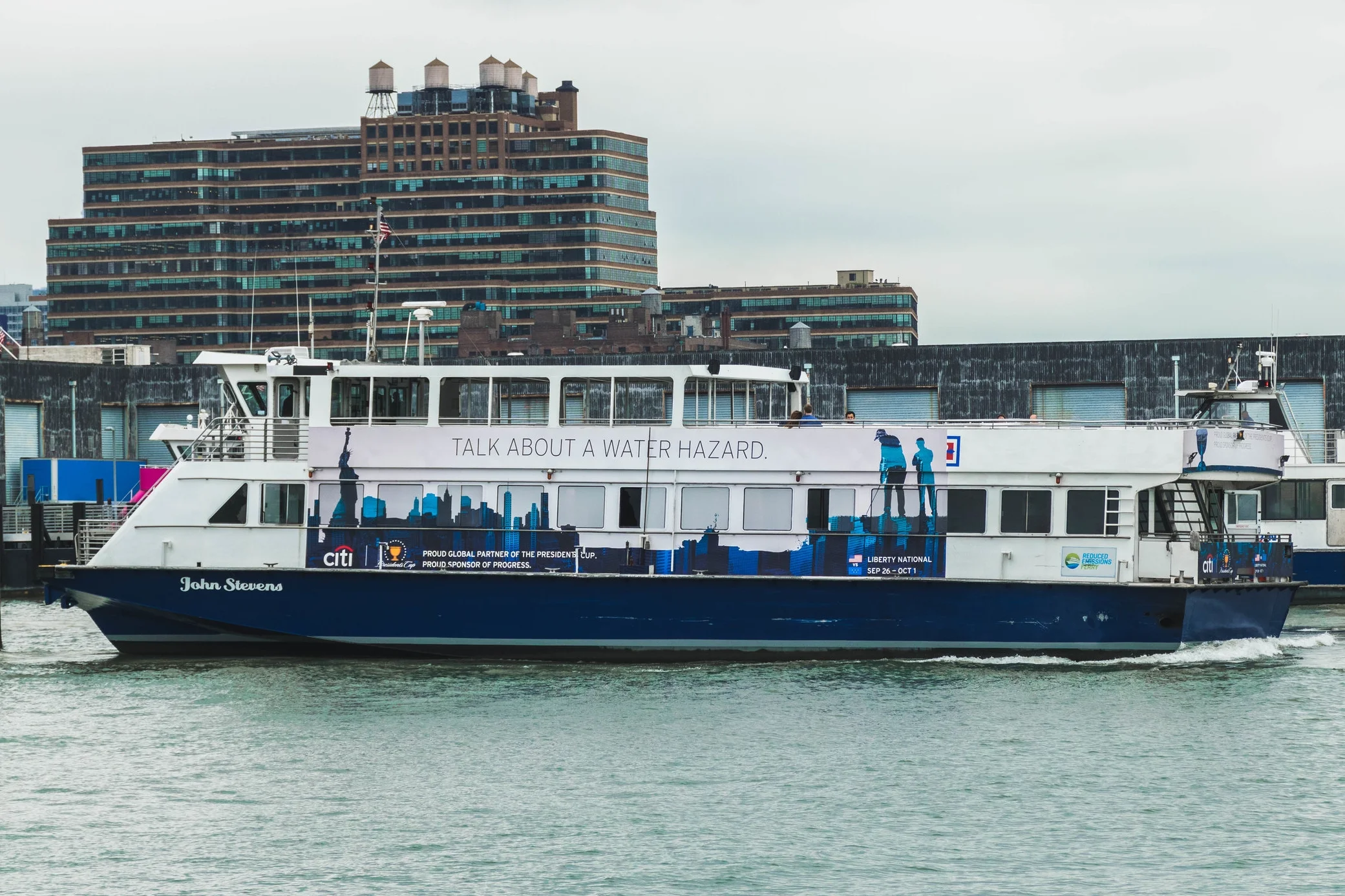  New York Waterways Ferry 