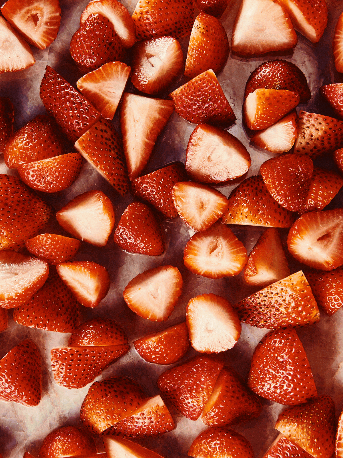 L_Palmberg_Strawberry_Splash_006_GIF_2.gif