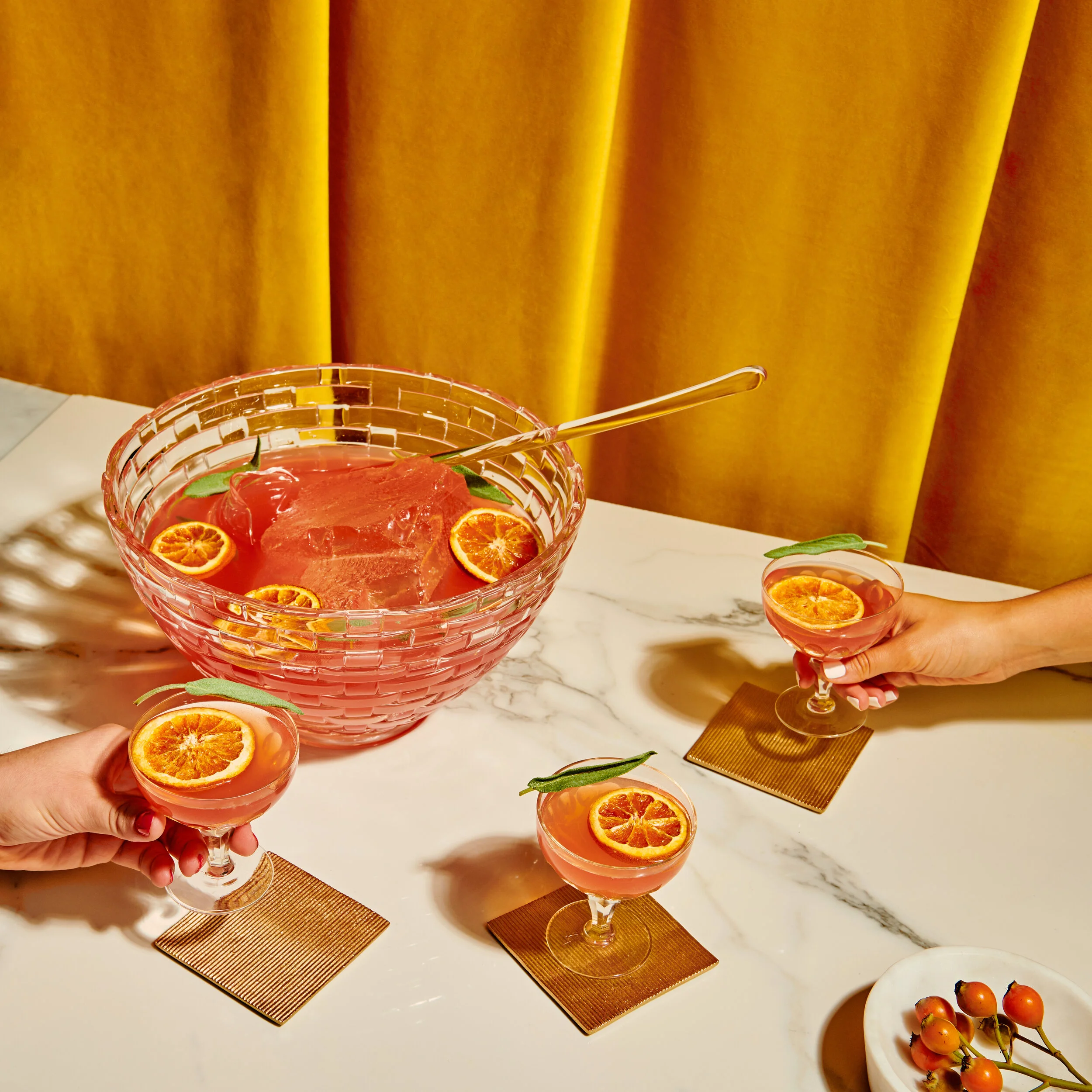 Cointreau_No8_Cocktail_Batch_NoBottle_Square.jpg
