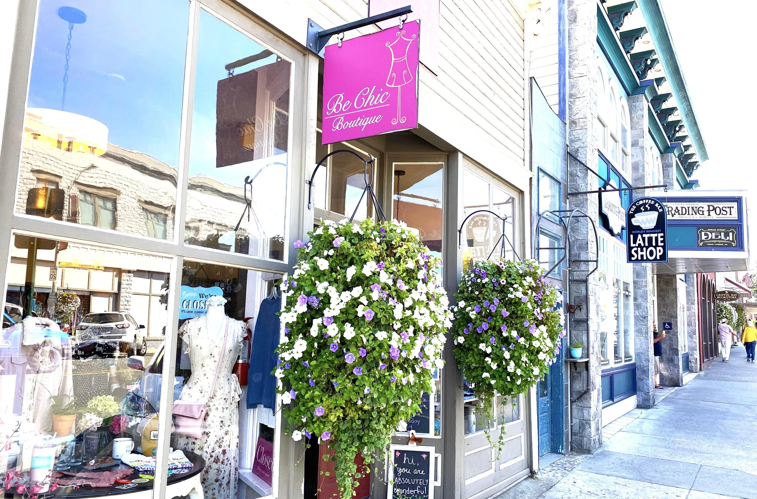 Looking up Spring Street past Be Chic.jpg