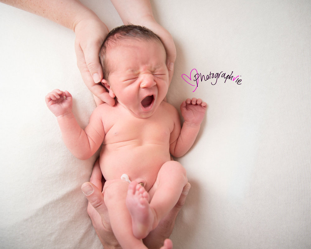 Newborn_Baby_photography_Ely_Cambridgeshire-baby-finley-big-yawn.jpg