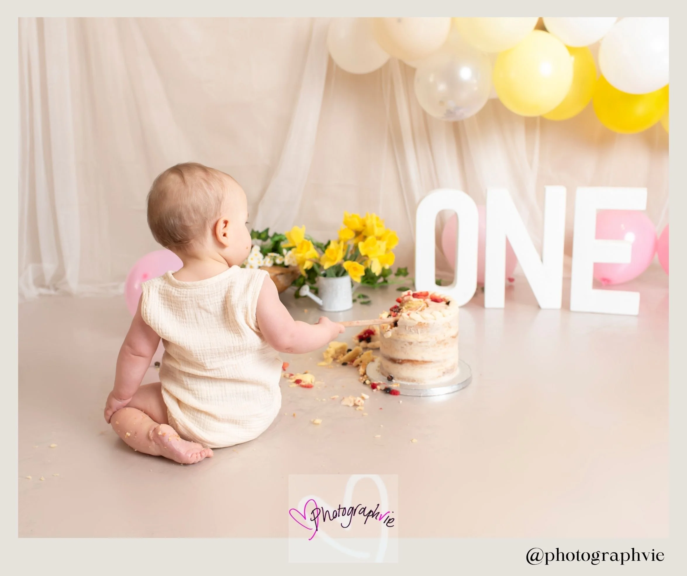 @photographvie Landscape photo of family baby and cake smash photographer CB7  (35).jpg