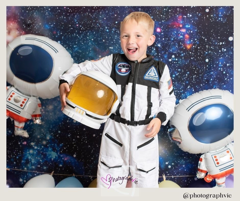 @photographvie Landscape photo of family baby and cake smash photographer CB7  - 2026-08-22T230802.587.jpg