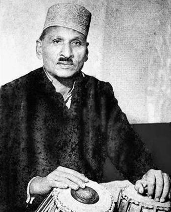 &nbsp; &nbsp; &nbsp; &nbsp; &nbsp; &nbsp; &nbsp; &nbsp; &nbsp; &nbsp; &nbsp; &nbsp; USTAD AHMADJAN THIRAKWA