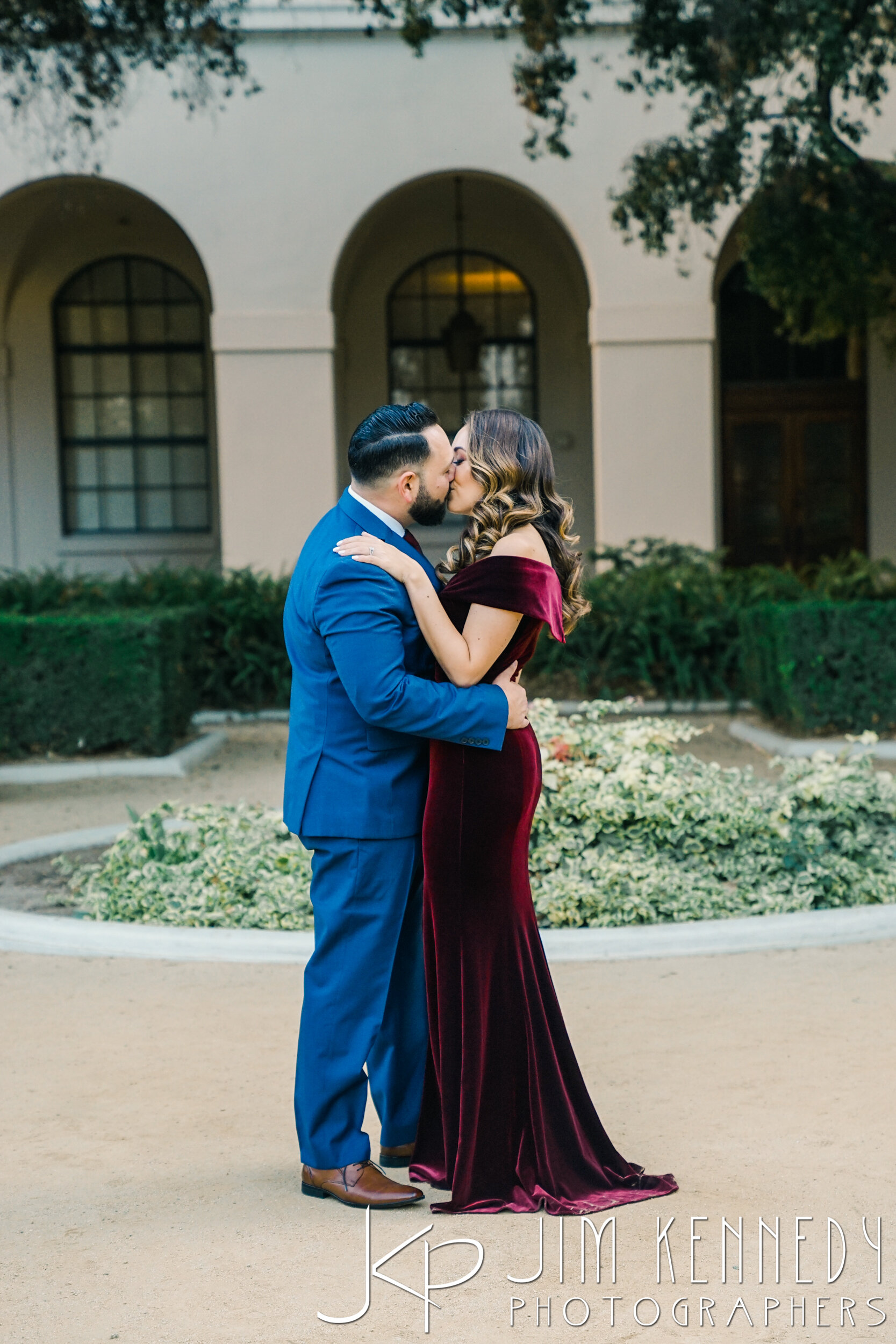 Pasadena-City-Hall-Engagement-0043.JPG