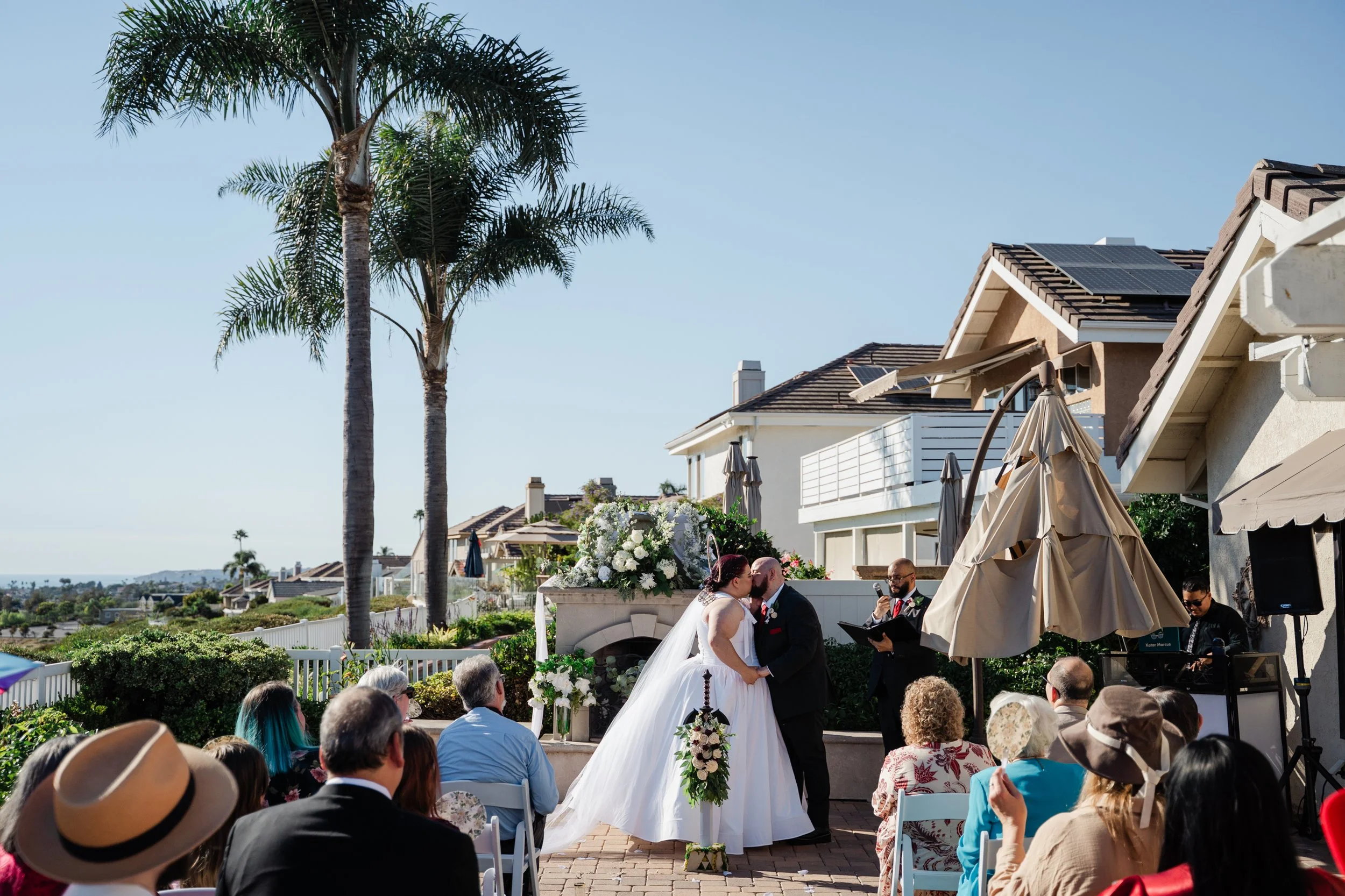 Jonelle &amp; Will say ido! 