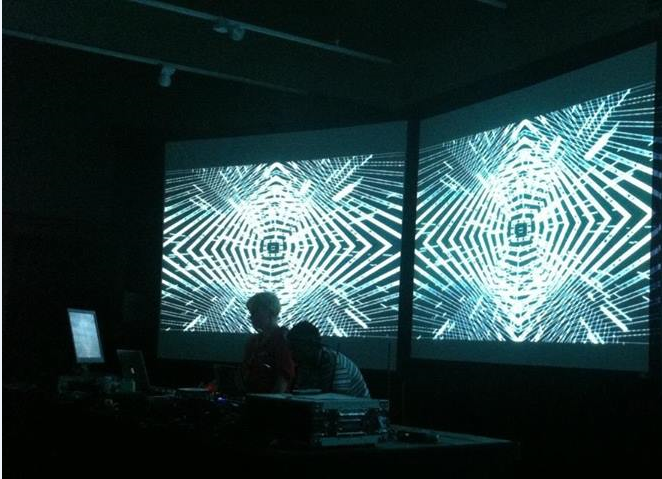  DePaul School of Design Presents | Experimental Graphics and Intro to VJing with Anne-Sophie Leens