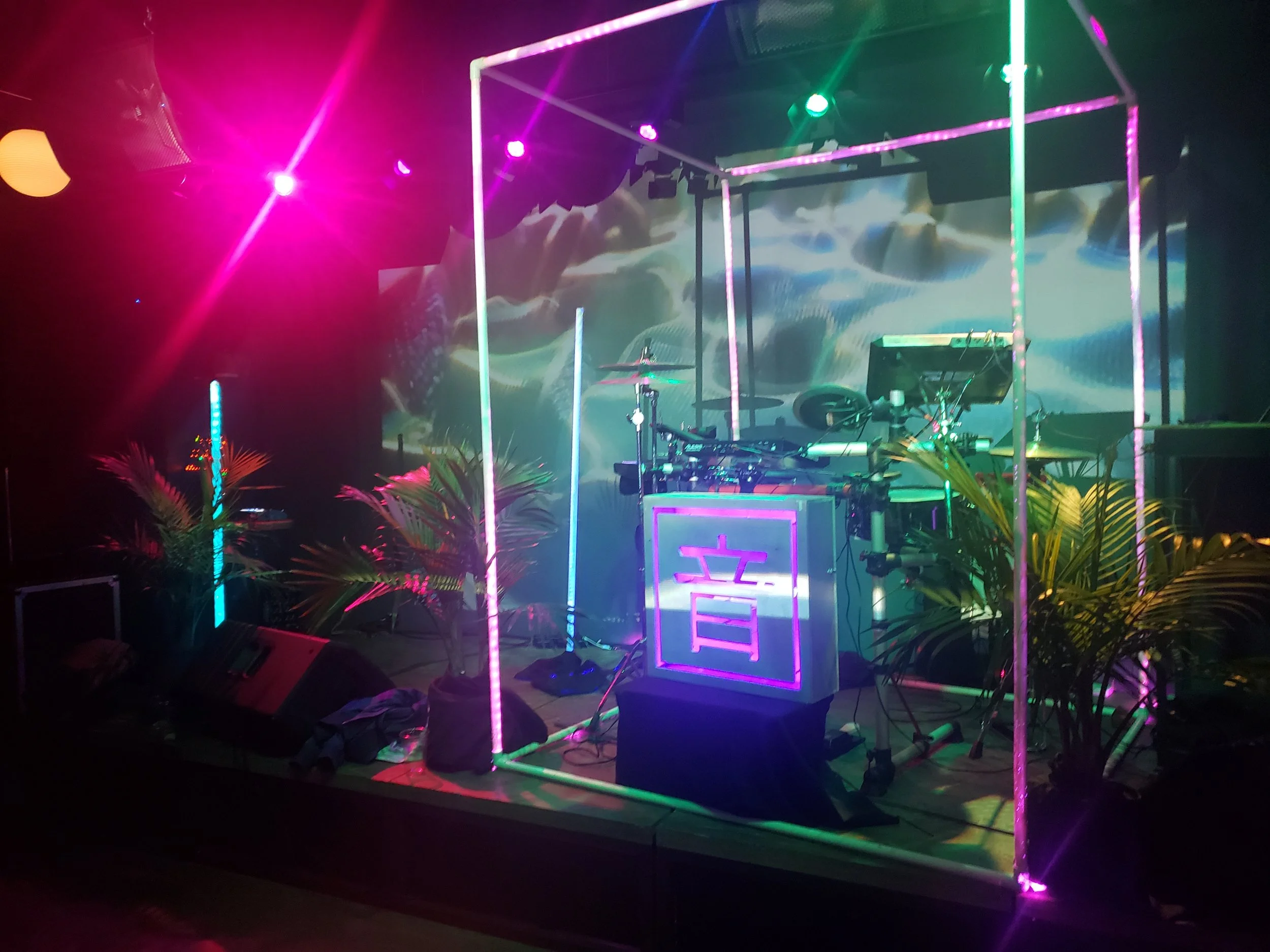 STAGE DESIGN | Purple Tokyo at virgin hotel