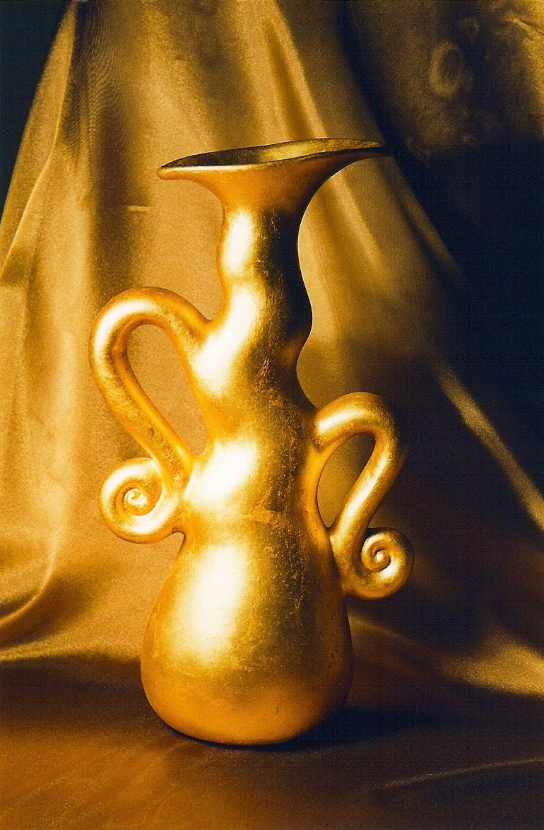 Coffin & King - Gilded Vase, ceramic, 23 kt. gold leaf, 1990s