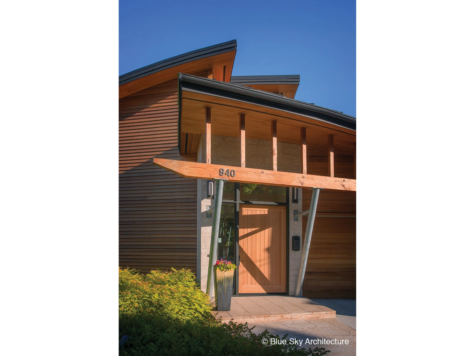 Front entrance of organic residential architecture