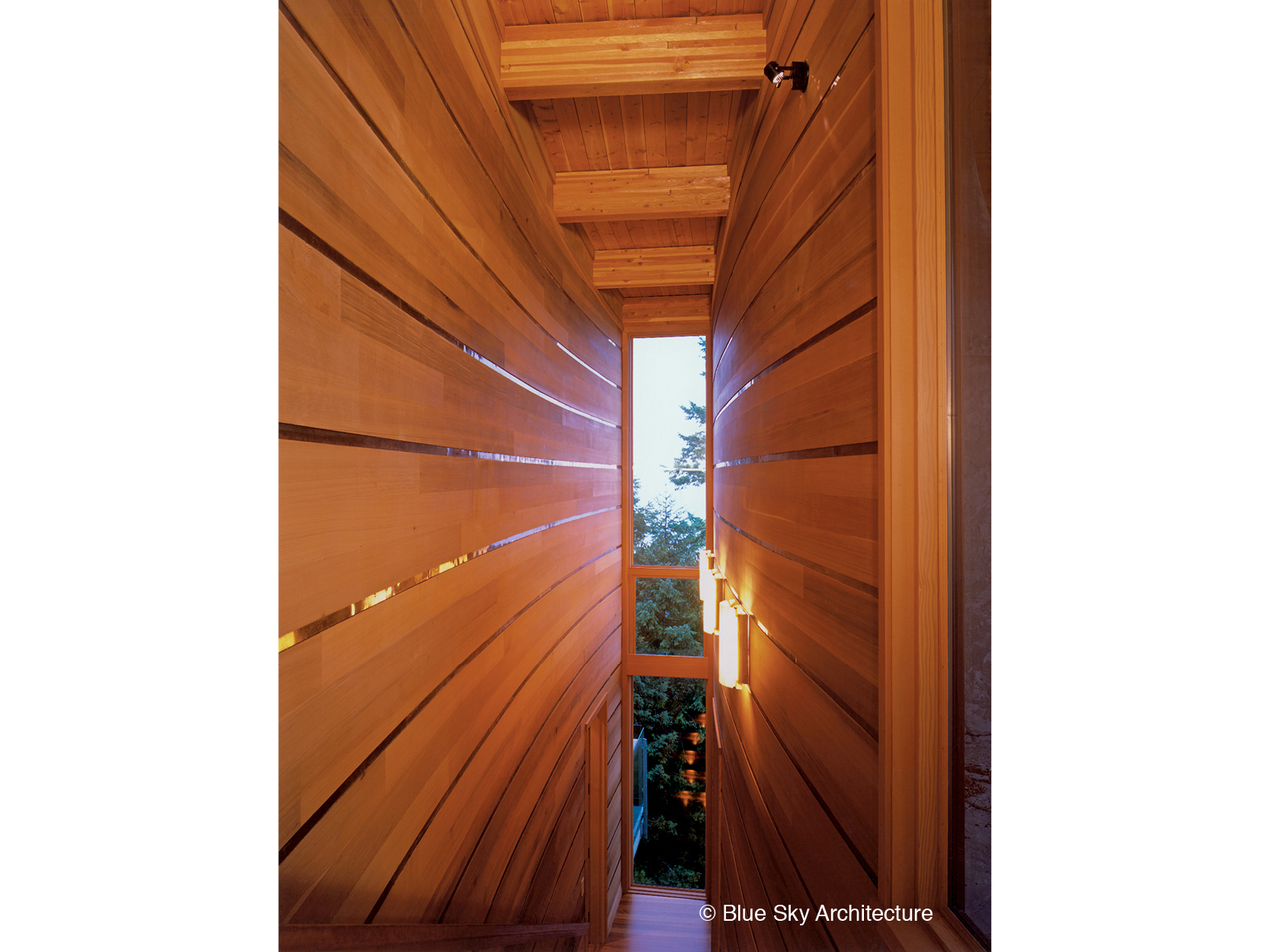 Modern wood panelling in the stair space