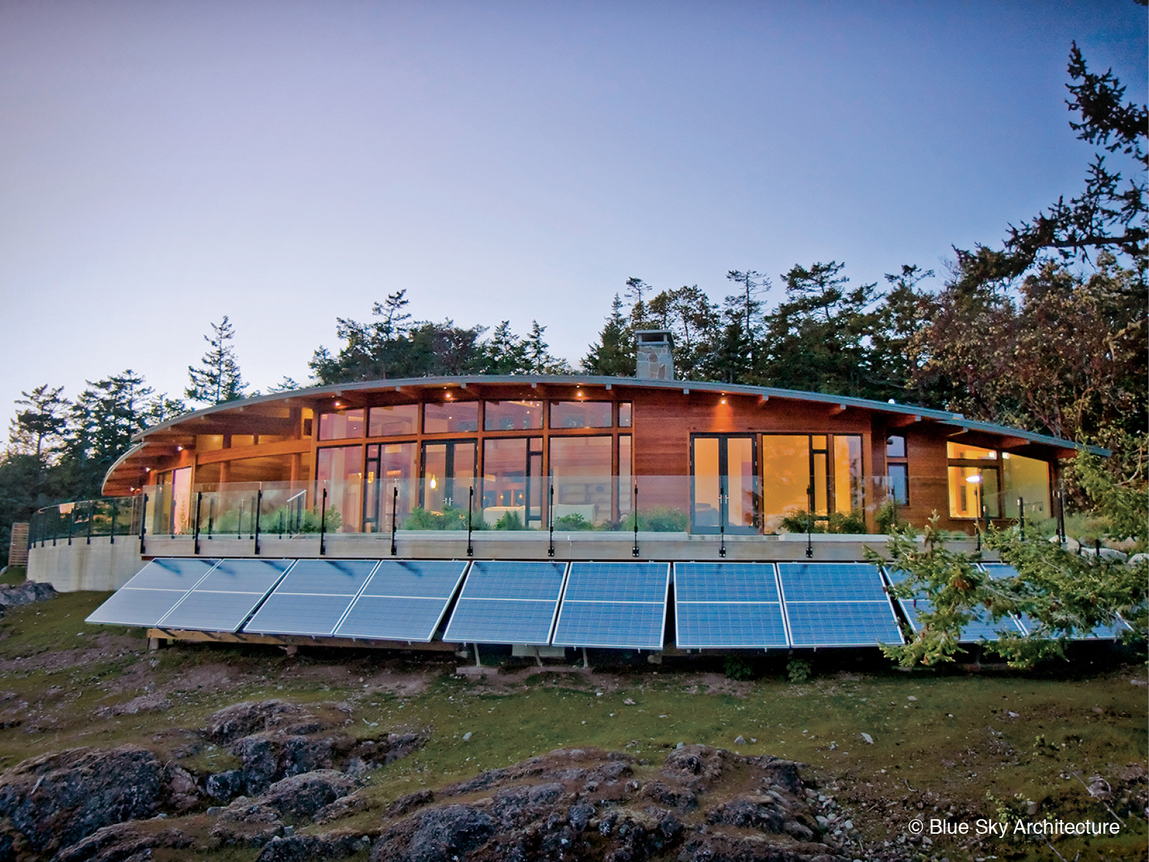 Solar panels in front of Booklovers House