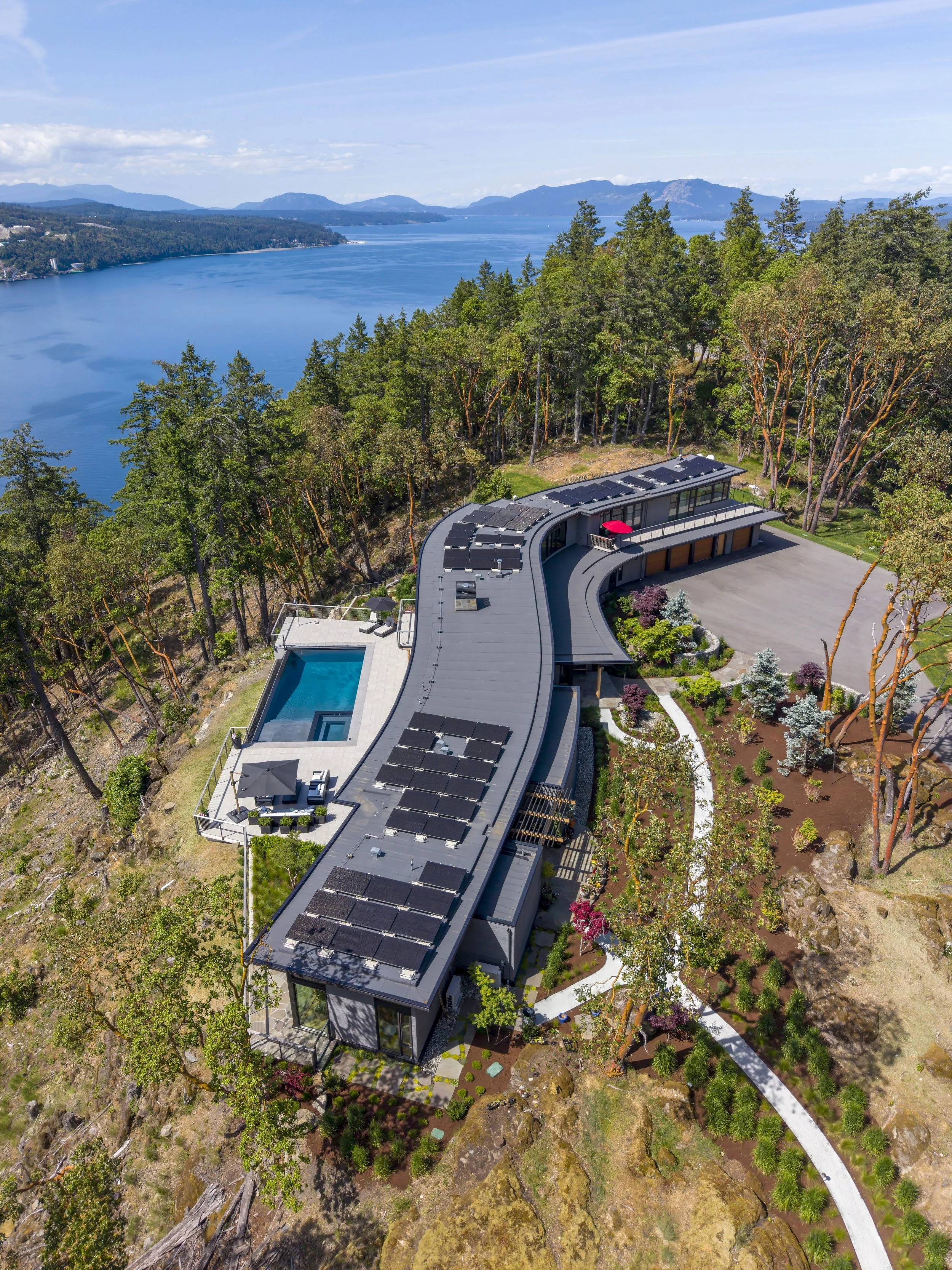 6450 Willis Point Road ph002.jpg