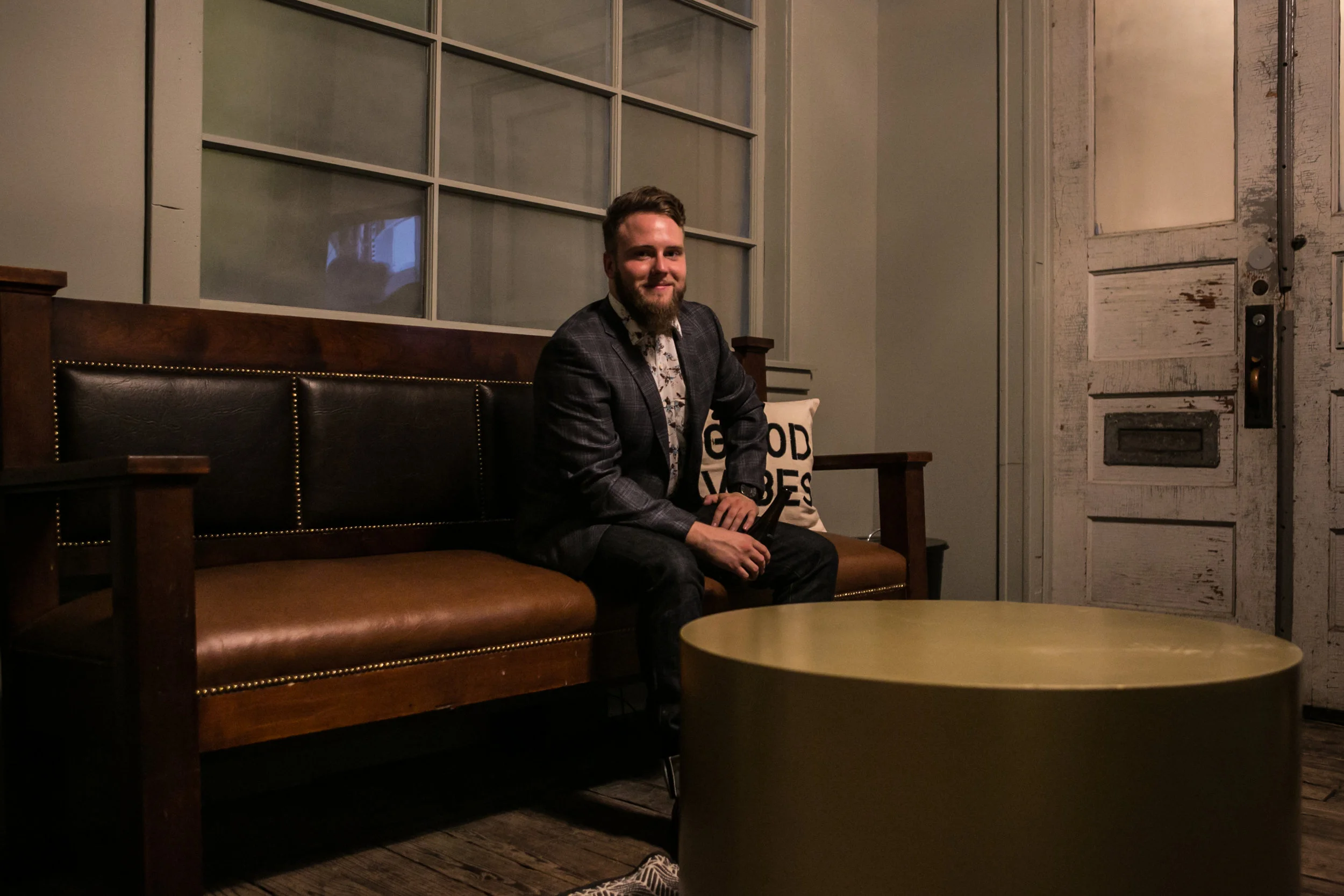 Groom's Lounge