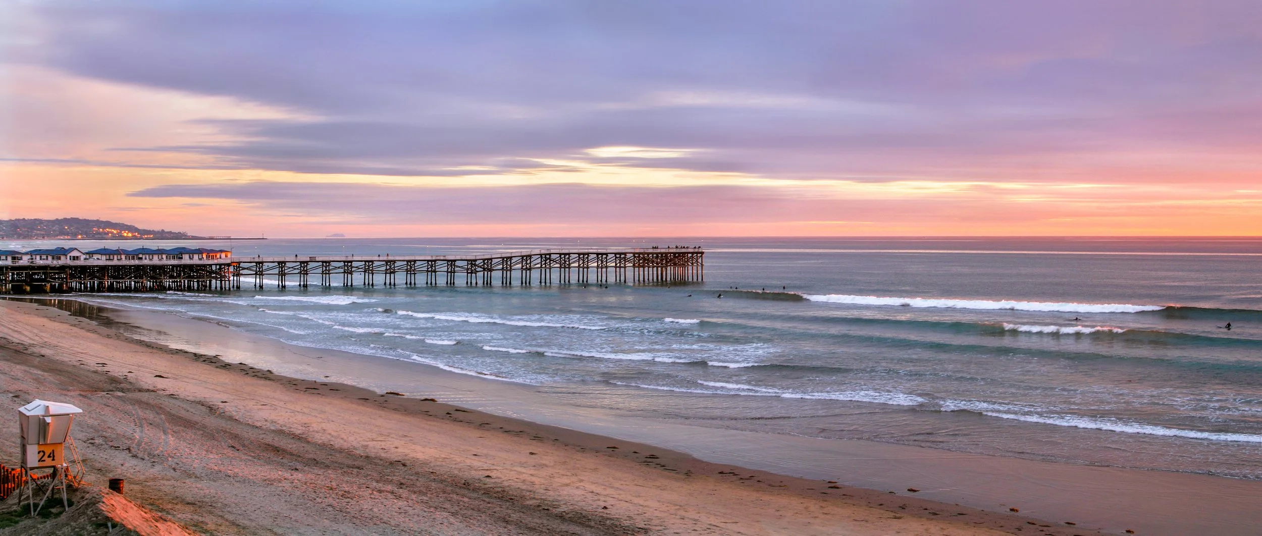 Crystal Pier in Pacific Beach, San Diego at sunset