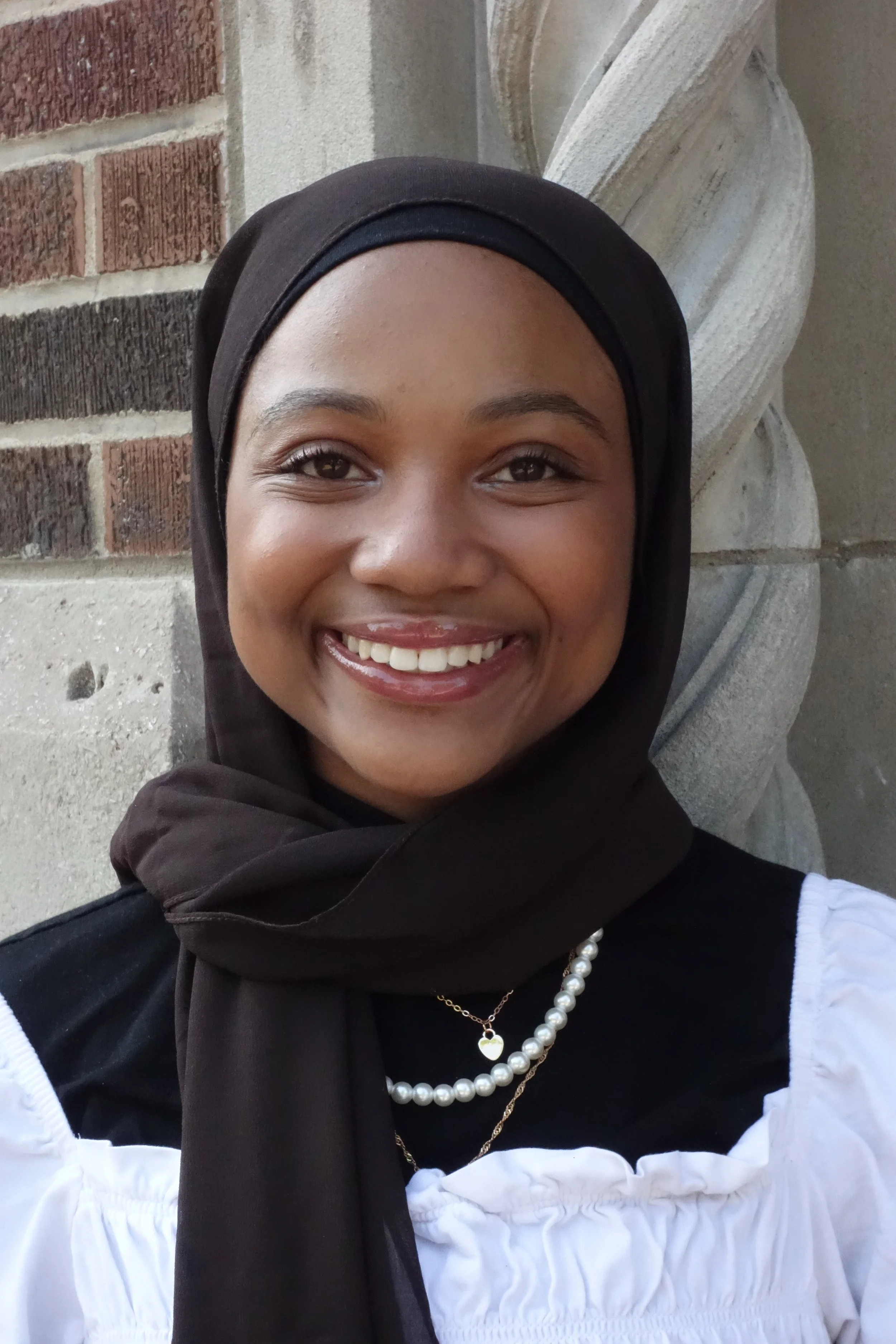 This One Fact About Aishah Sofey'S Height Will Shock You! - b1g8ipq