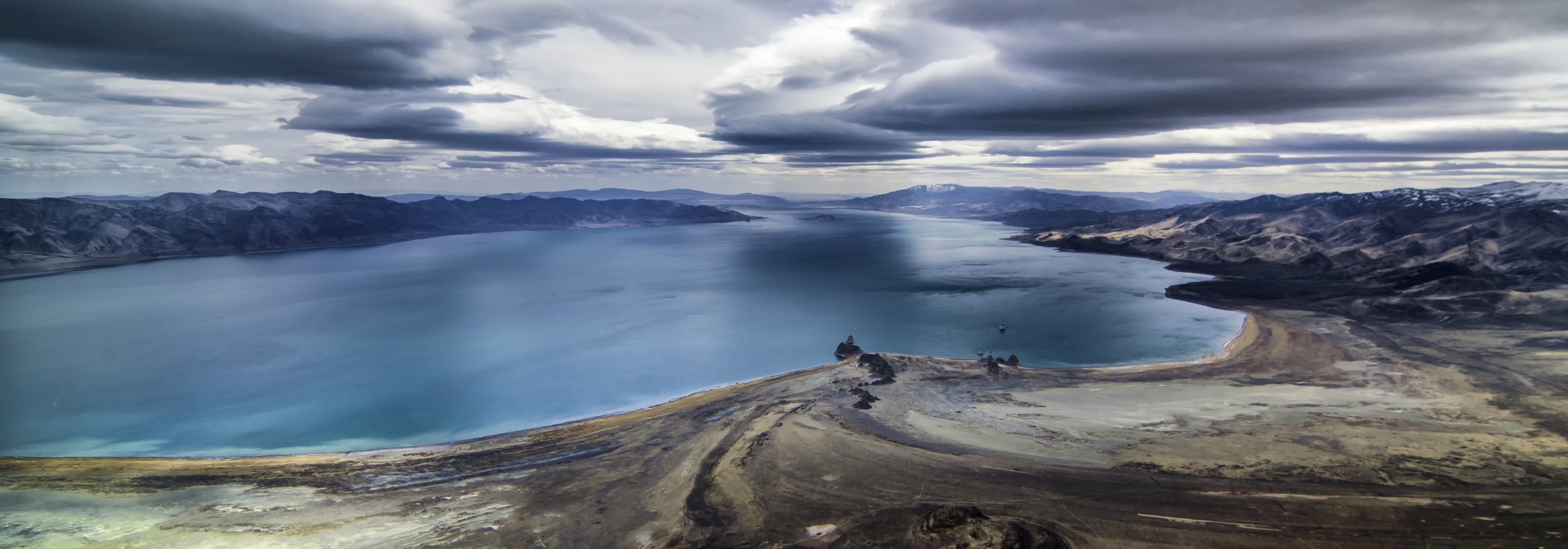 Pyramid Lake