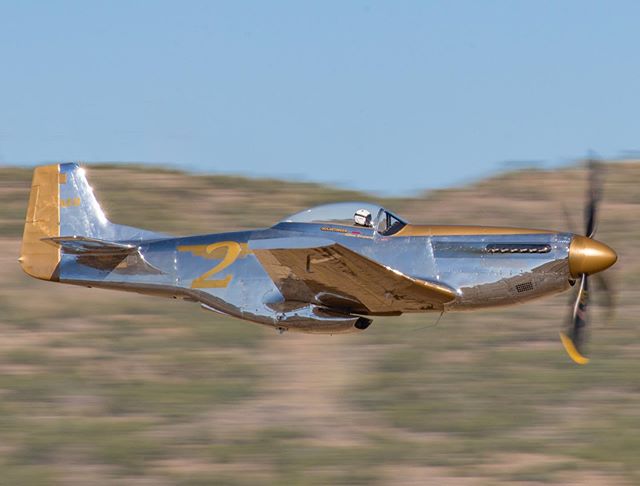 Reno Air Races 2019: P-51?Mustang &ldquo;Goldfinger&rdquo; diving down the Valley of Speed #renoairraces #p51 #mustang #goldfinger#reno #nevada #renotahoe #wwii #militaryaircraft #kristofferglennimagery #kristofferpfalmer #pfalmer #nikond800