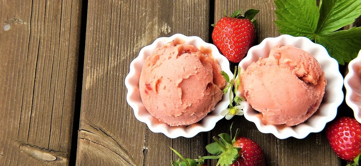 strawberry-ice-cream-2239377_1280.jpg