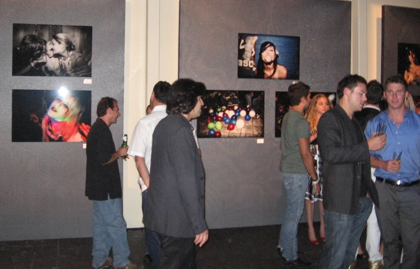  Exhibition of nighttime photography 