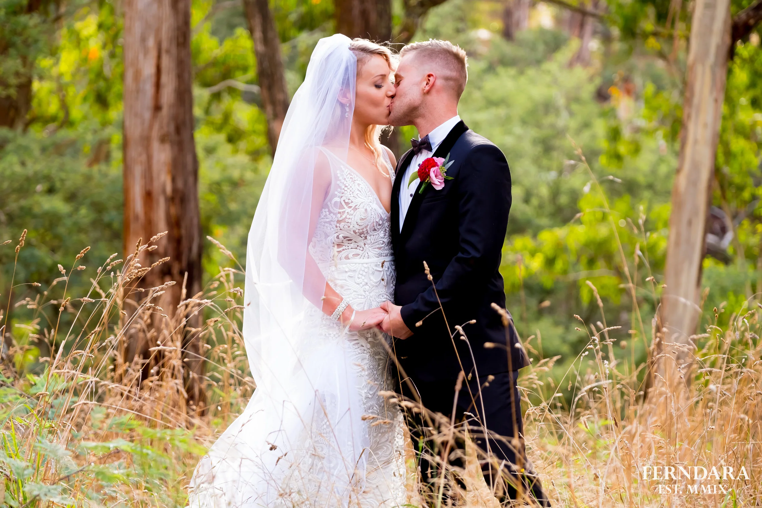 We specialize in photography for People from every races, cultures, sex, religion.