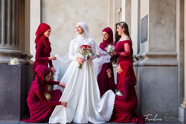 Simply beautiful our gorgeous couple Ismail + Fatima.

#ferndara #wedding #melbournebride #weddingphotography #melbourneweddingphotography #palestinewedding #muslimwedding #muslimbride #weddingdress #bridesofinstagram #brideandgroom #love #weddingsea