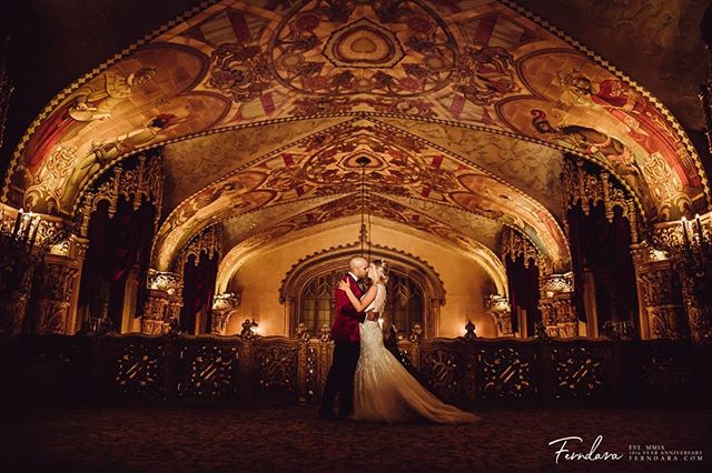 Amazing moments from Sarah + Jerome's beautiful wedding day. How stunning is the Regent Theatre & Plaza Ballroom.
.
.
.
.
.
.
.
#bridetobe #weddinginspo #weddinginspiration #weddingphotography #melbourneweddings #melbournewedding #wedding #weddingphotography #weddingphotographer #weddinginspiration #weddingday #weddingcinematography #weddingvideographer #weddingvideography #weddingvideo #ferndara #weddedwonderland #regenttheatre #plazaballroom #prewedding #floral #ferndara #preweddinginspo #luxury #melbournewedding #melbournebride #luxuryweddings www.ferndara.com