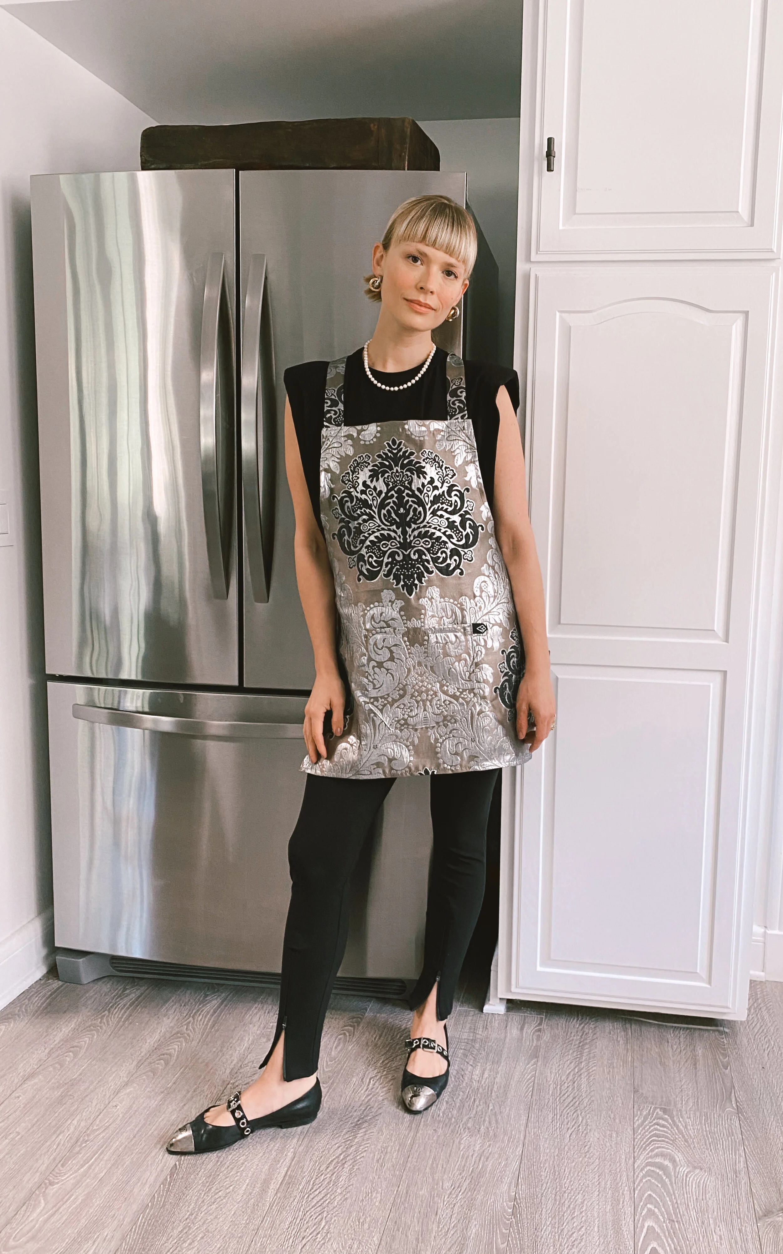 We Made an Apron (and it's charitable)