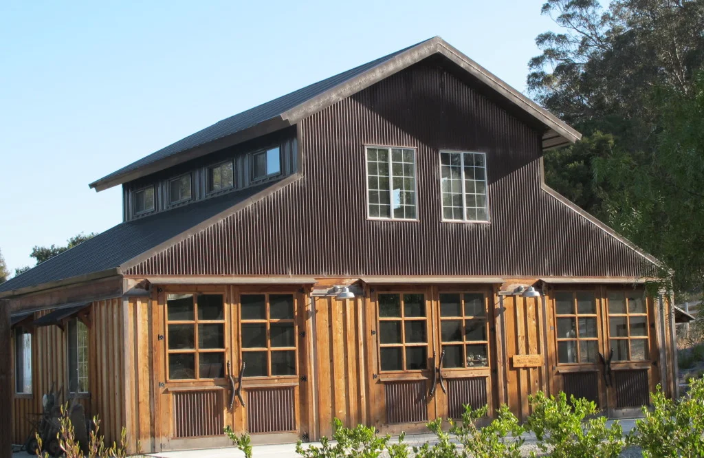 Yes! This IS an awesome location for an art workshop.