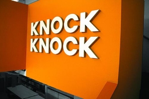 KNOCK KNOCK