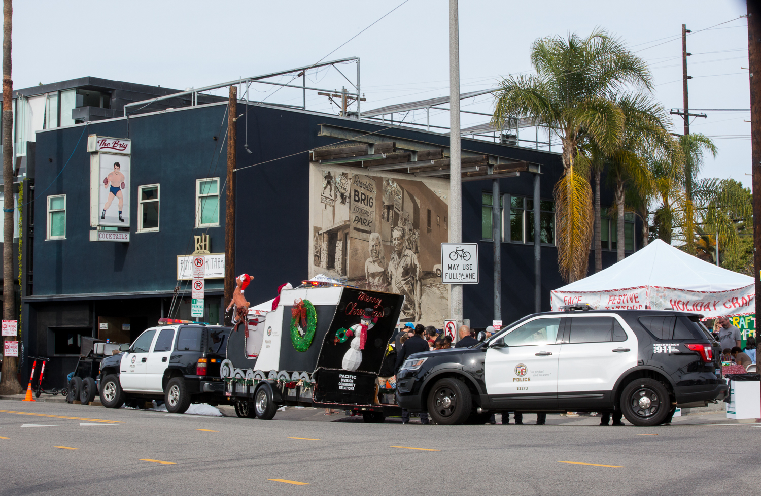001_Abbot-Kinney-Blvd-Holiday-Party.jpg