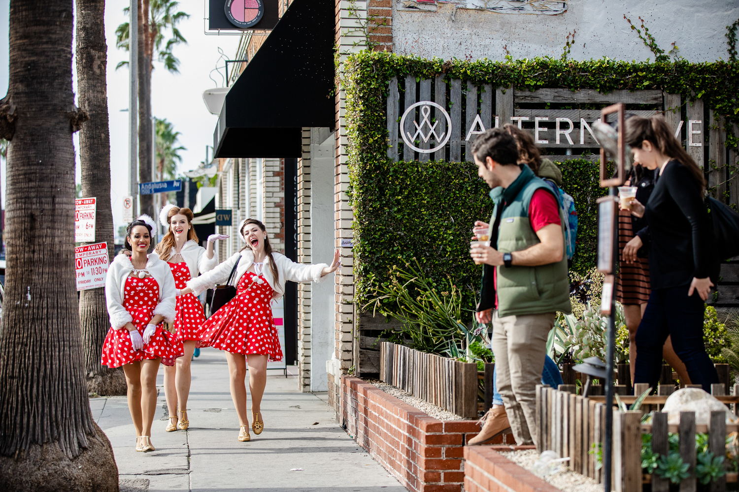 018_Abbot-Kinney-Blvd-Holiday-Party.jpg