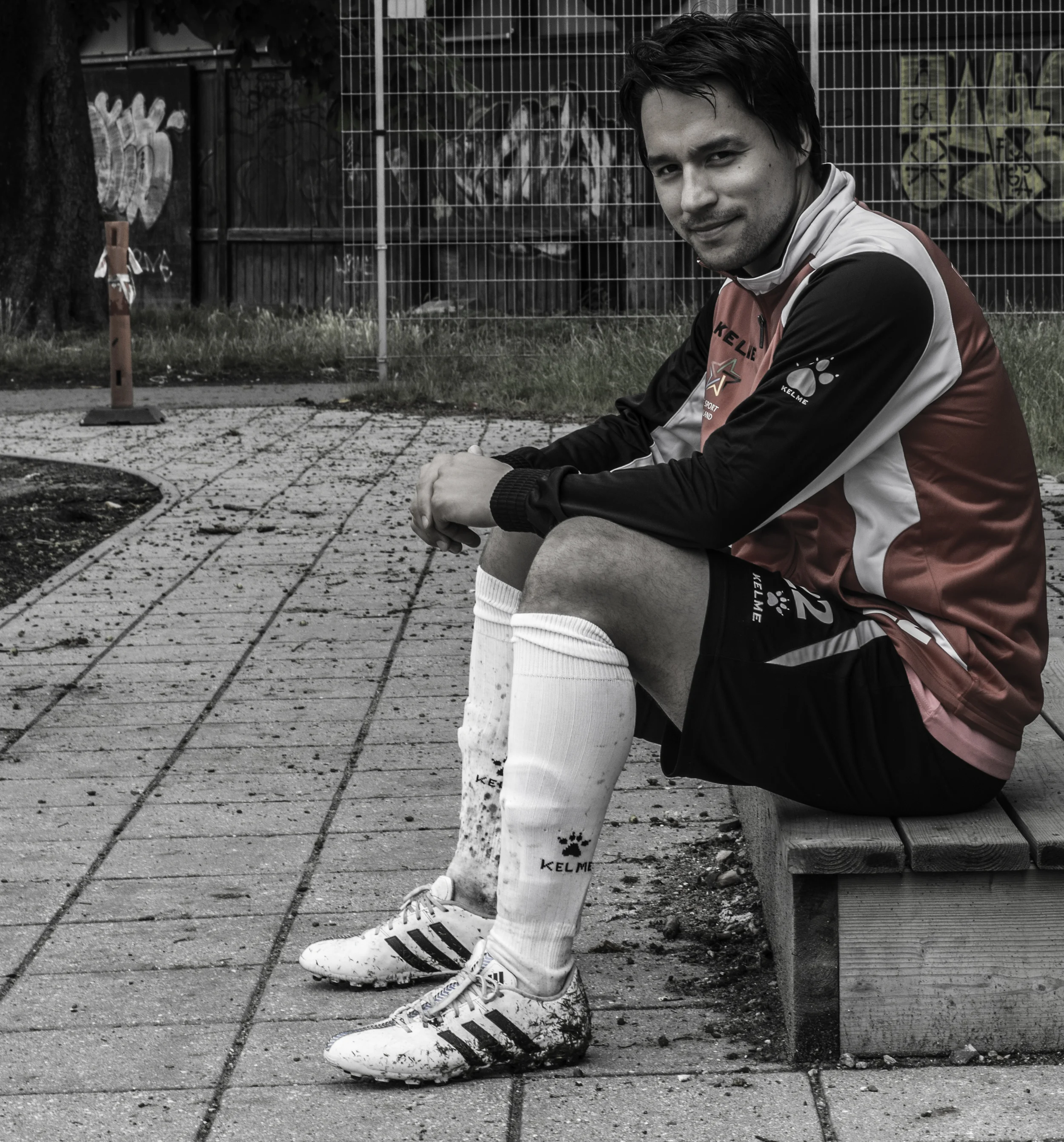 Kaassannguaq Zeeb blev Årets Spiller i Grønland i 2013 og har tidligere optrådt for Svendborg FC. I dag spiller den alsidige midtbanespiller hjemme i Grønland for klubben IT-79. Foto: Malte Lillelund Nørgaard