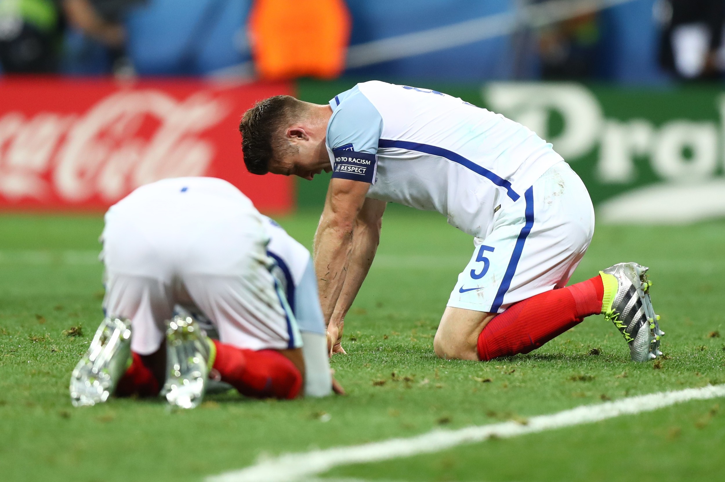 Gary Cahill og Co. røg skamfuldt - og forventeligt - ud af EM. Foto: Getty Images/Anadolu Agency