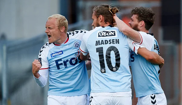 Tommy Bechman, Nicolai Madsen og Johan Absalonsen jublede mange gange i 2015/16. Foto: Getty Images/Lars Rønbøg